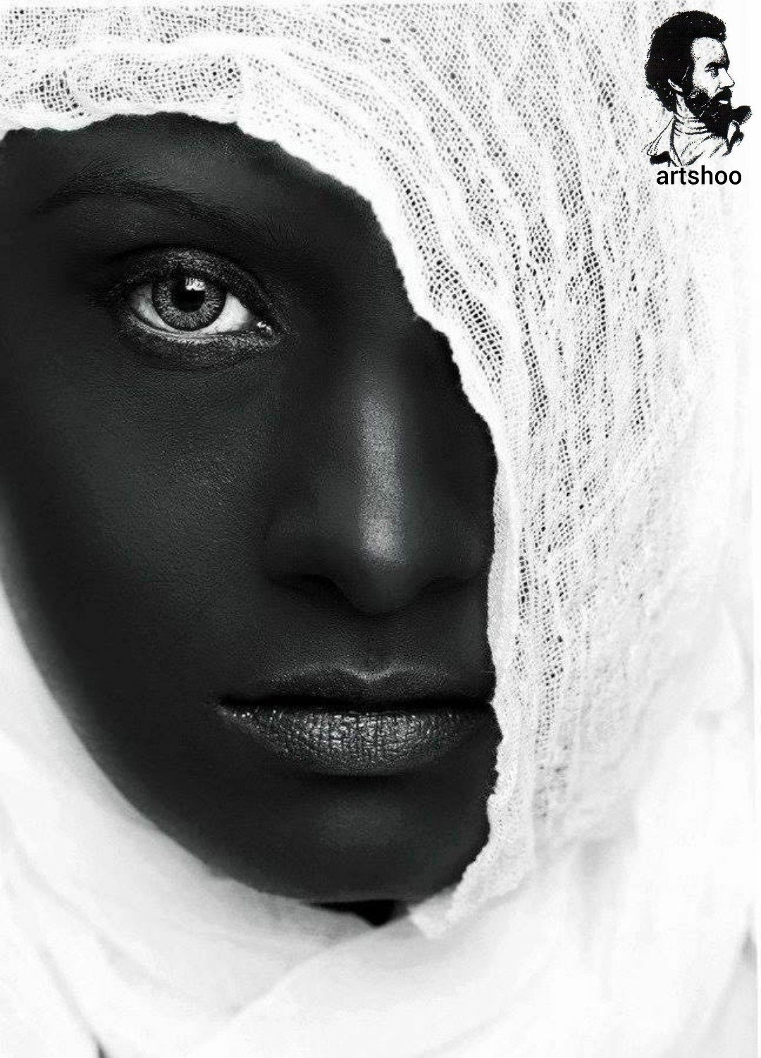 مدل سیاه قلم اورژینال